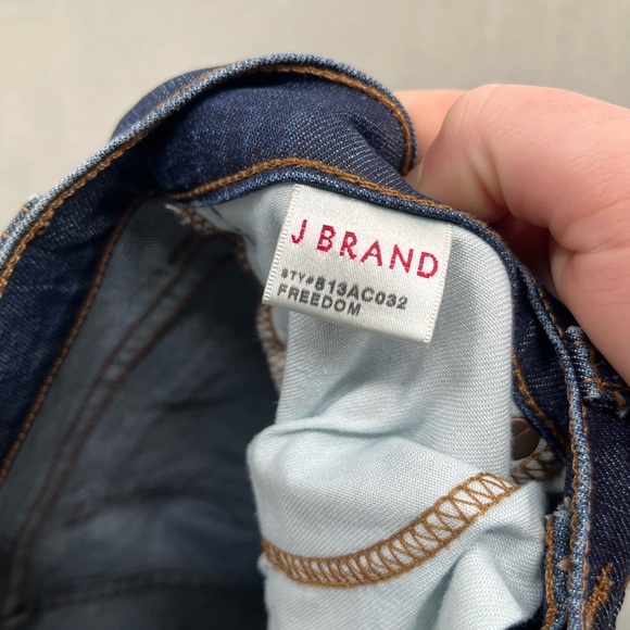 Women's J Brand Freedom Dark Wash High Rise Skinny Denim Jeans Size 27 - Picture 9 of 10